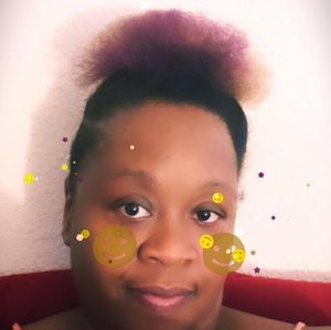 Meet your Posher, Nekeisha